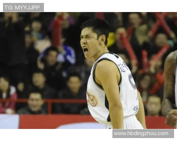 张庆鹏：从篮球场上的传奇到生活中的榜样，激励年轻一代追梦之路