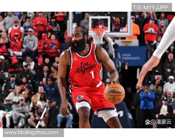 詹姆斯哈登的篮球传奇之路与职业生涯的辉煌成就解析