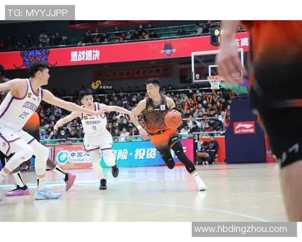 2018年CBA山东队与福建队激战回顾精彩瞬间与赛场亮点分析