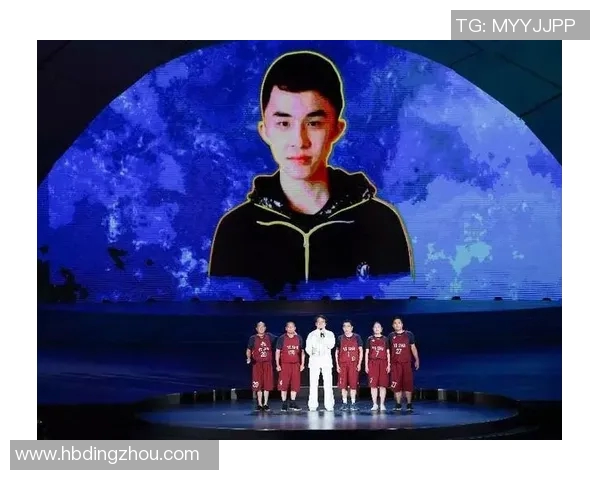 伦德尔的传奇之路：从平凡到伟大的篮球人生探索