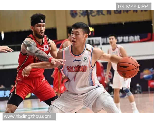 任骏飞引领球队奋勇争先展现篮球才华与团队精神的完美结合