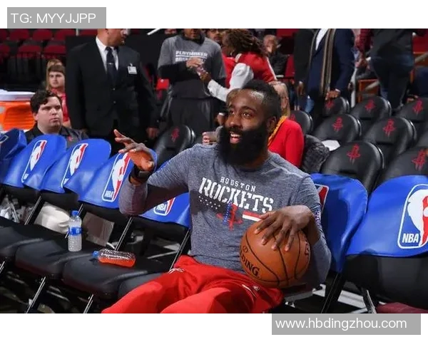 火箭与勇士激战回顾第一场第四节精彩瞬间全景解析