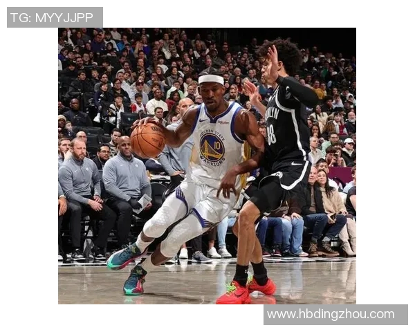 圣诞大战勇士对决篮网精彩纷呈球迷热情高涨的篮球盛宴